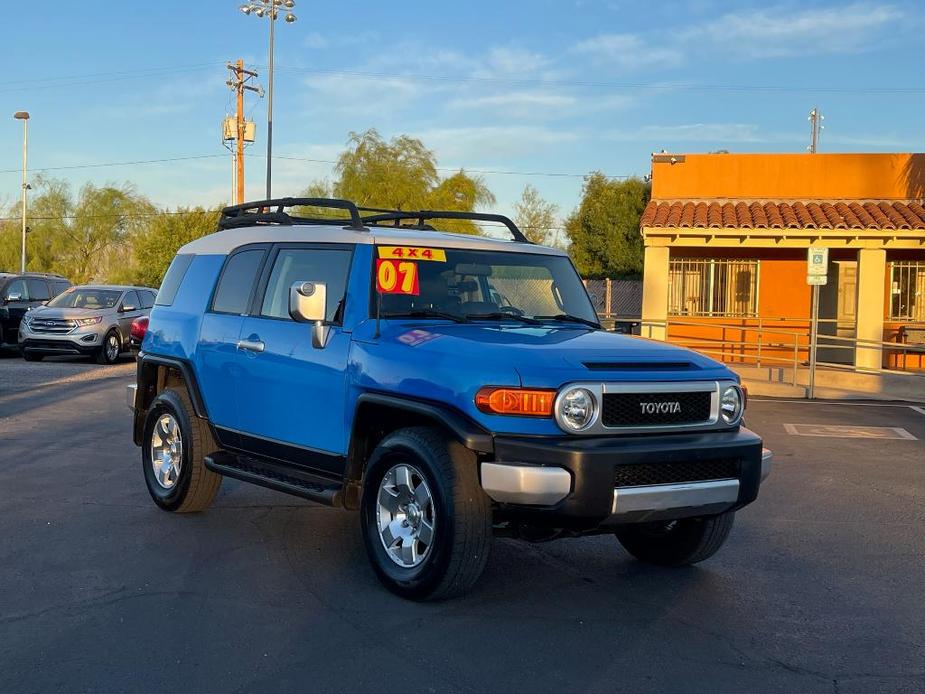 used 2007 Toyota FJ Cruiser car, priced at $12,995