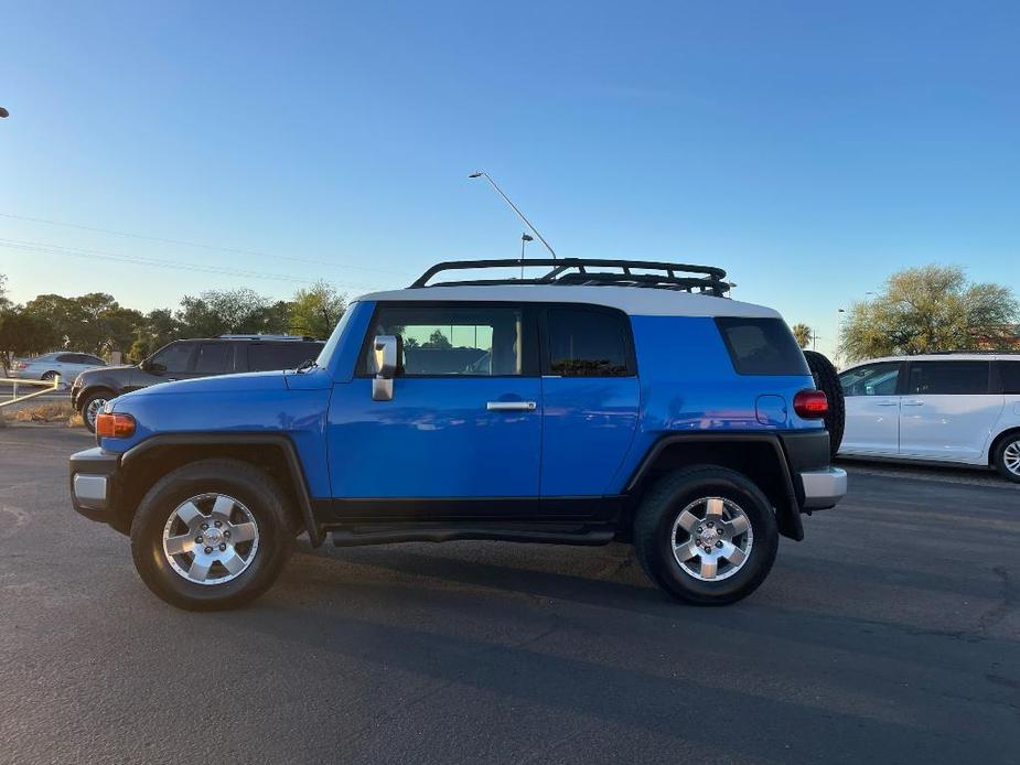 used 2007 Toyota FJ Cruiser car, priced at $12,995