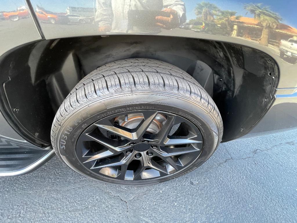 used 2011 Cadillac Escalade car, priced at $14,995