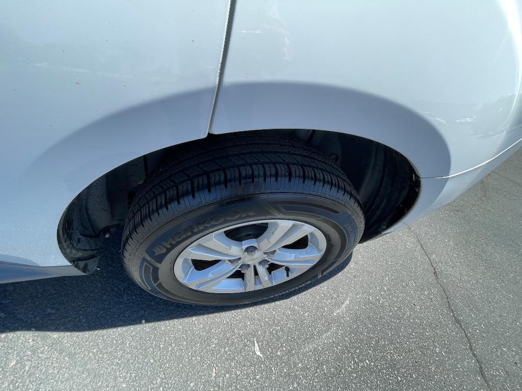 used 2017 Chevrolet Equinox car, priced at $8,995