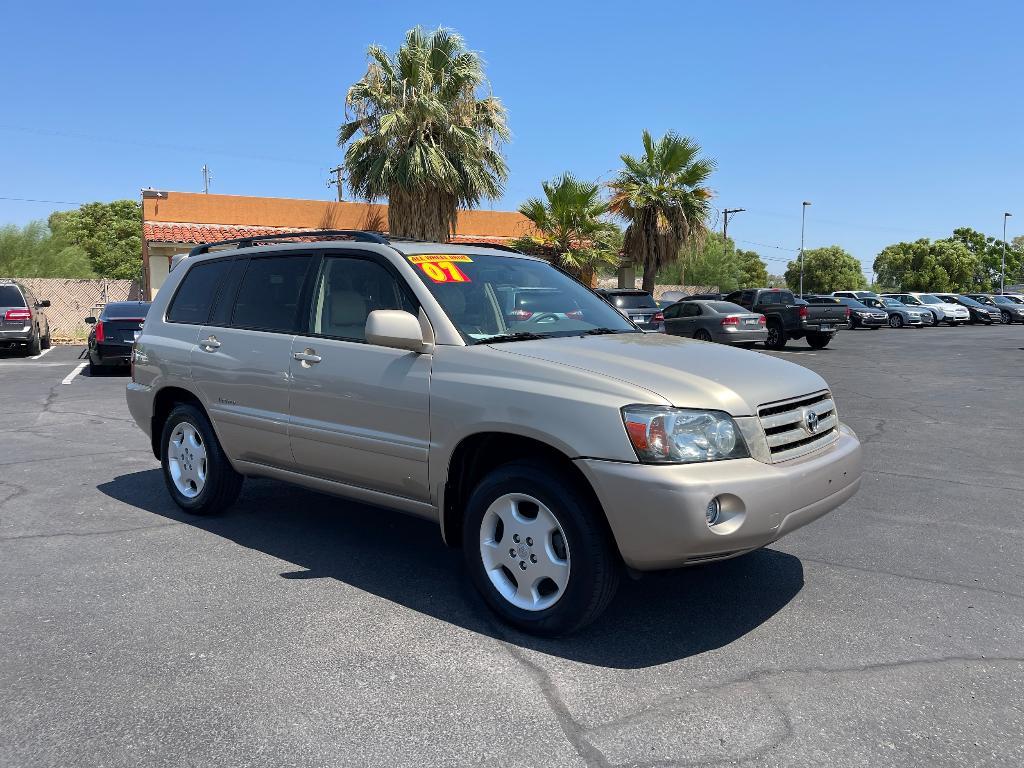 used 2007 Toyota Highlander car, priced at $7,495