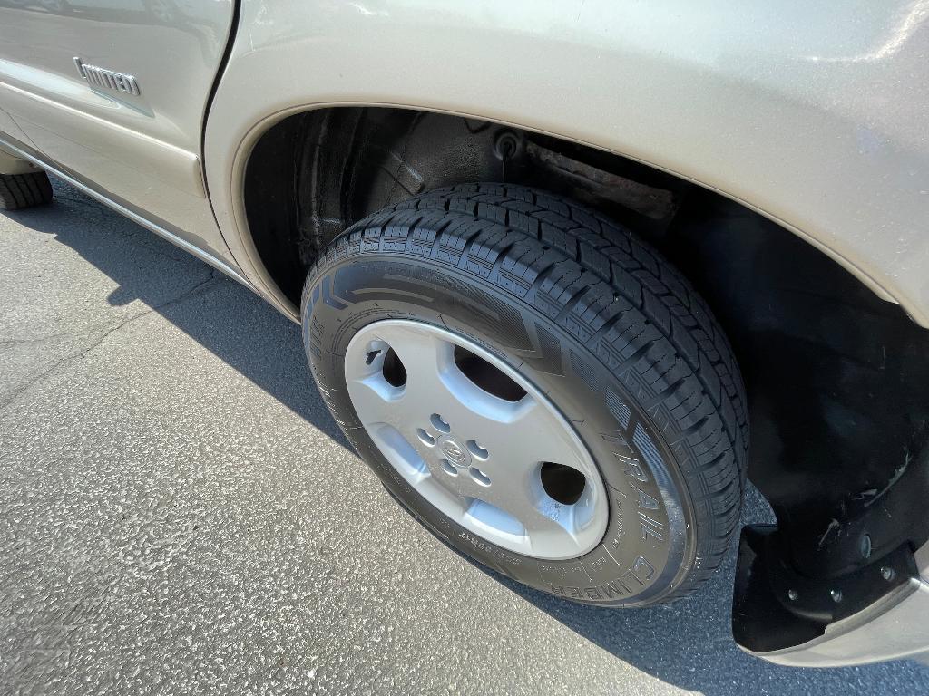 used 2007 Toyota Highlander car, priced at $7,495