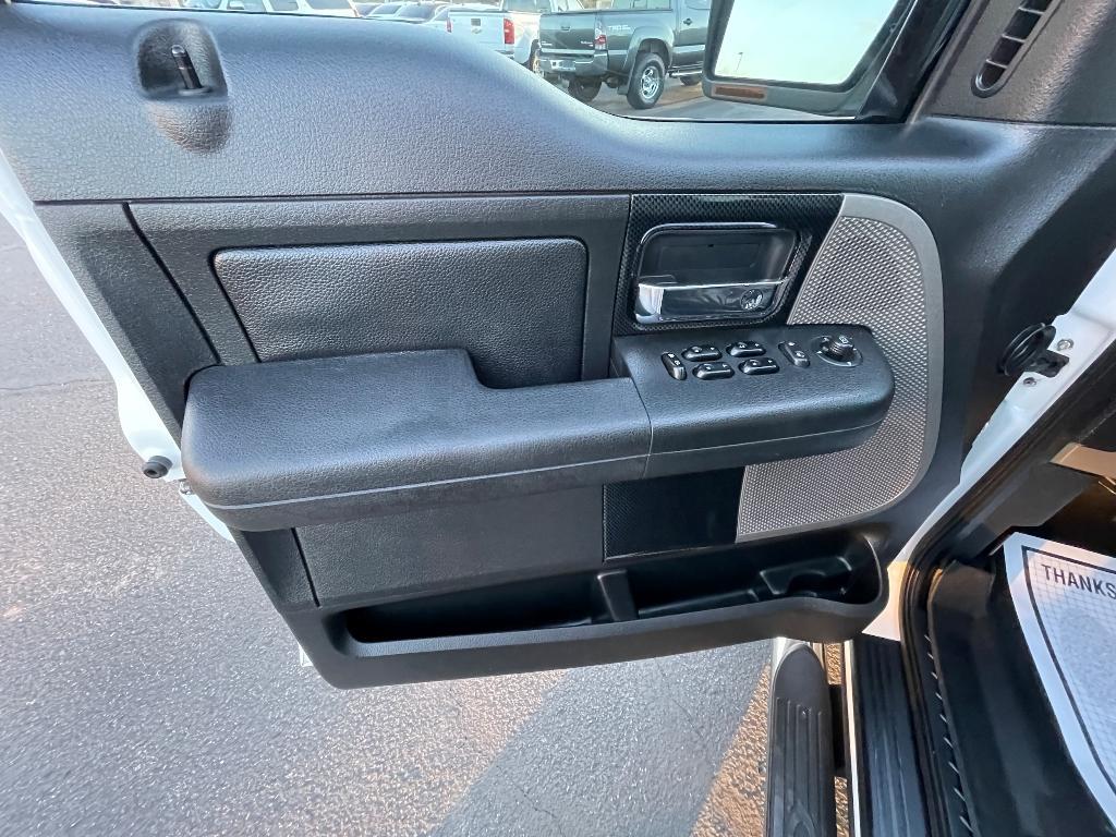 used 2006 Ford F-150 car, priced at $12,995