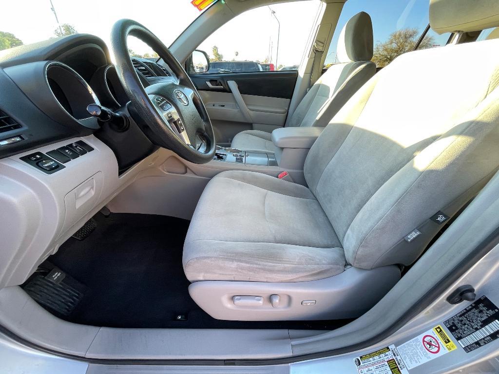 used 2011 Toyota Highlander car, priced at $12,495