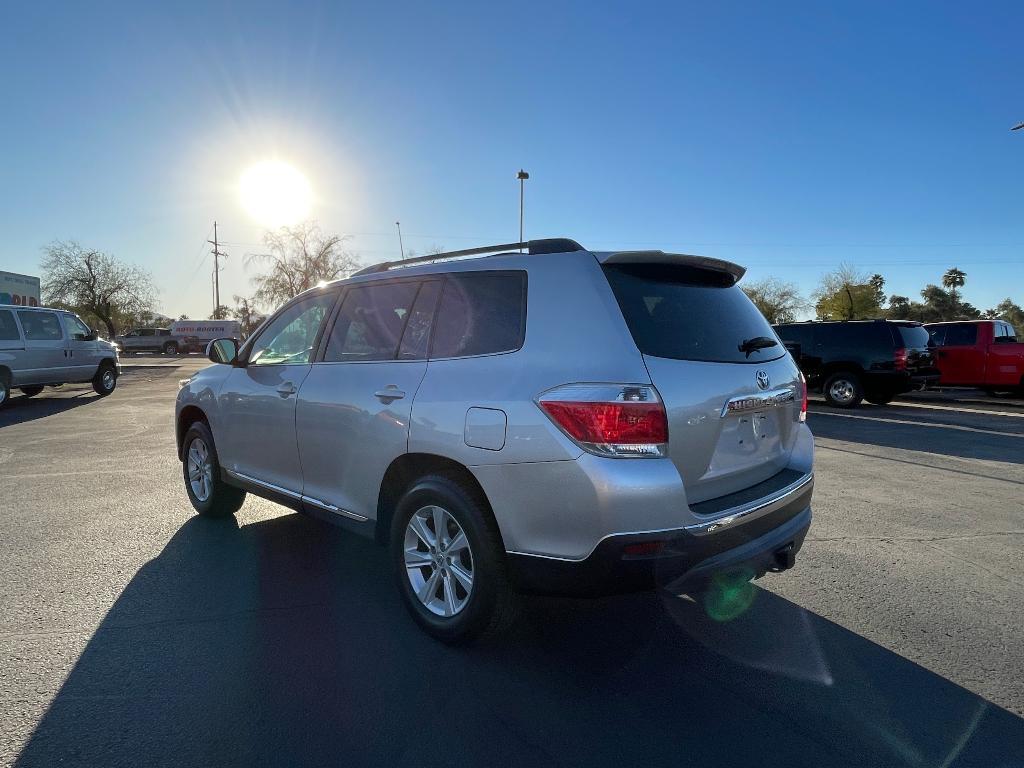 used 2011 Toyota Highlander car, priced at $12,495