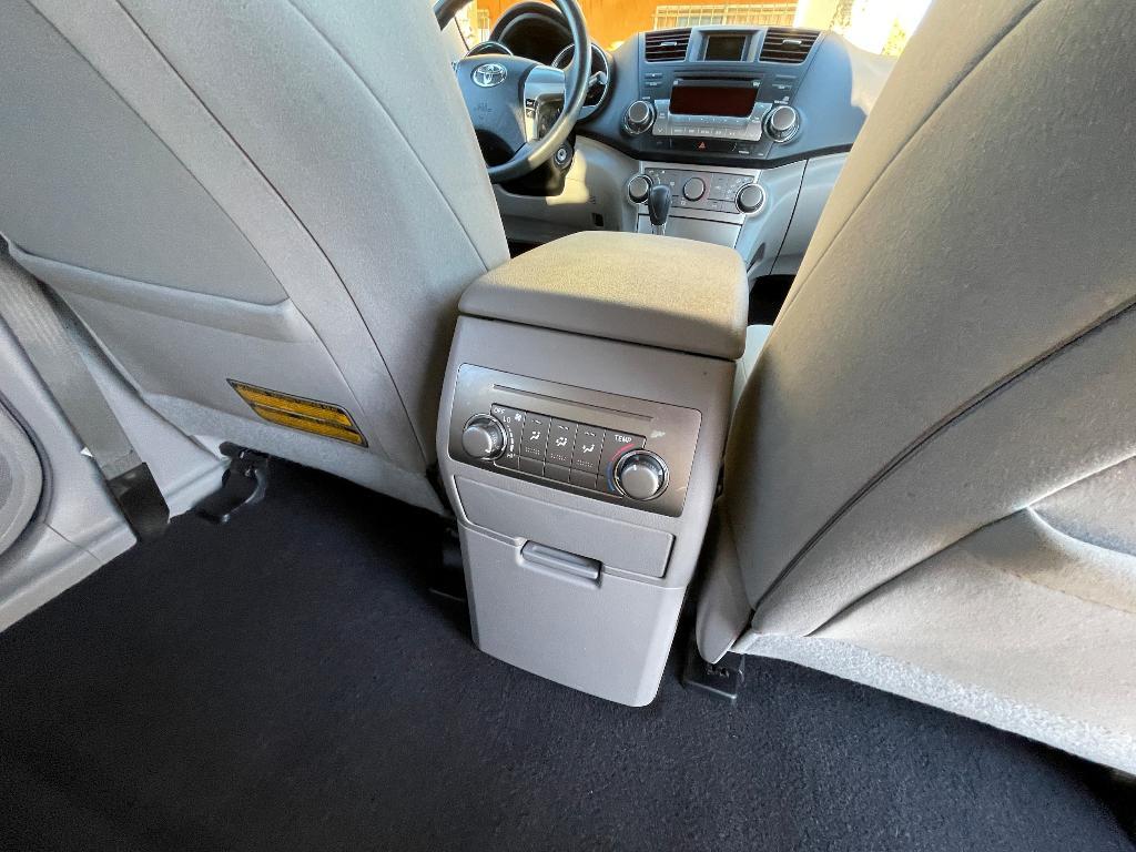 used 2011 Toyota Highlander car, priced at $12,495