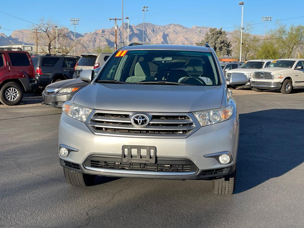 used 2011 Toyota Highlander car, priced at $12,495