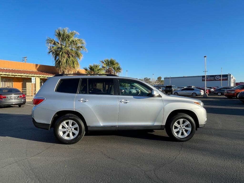 used 2011 Toyota Highlander car, priced at $12,495