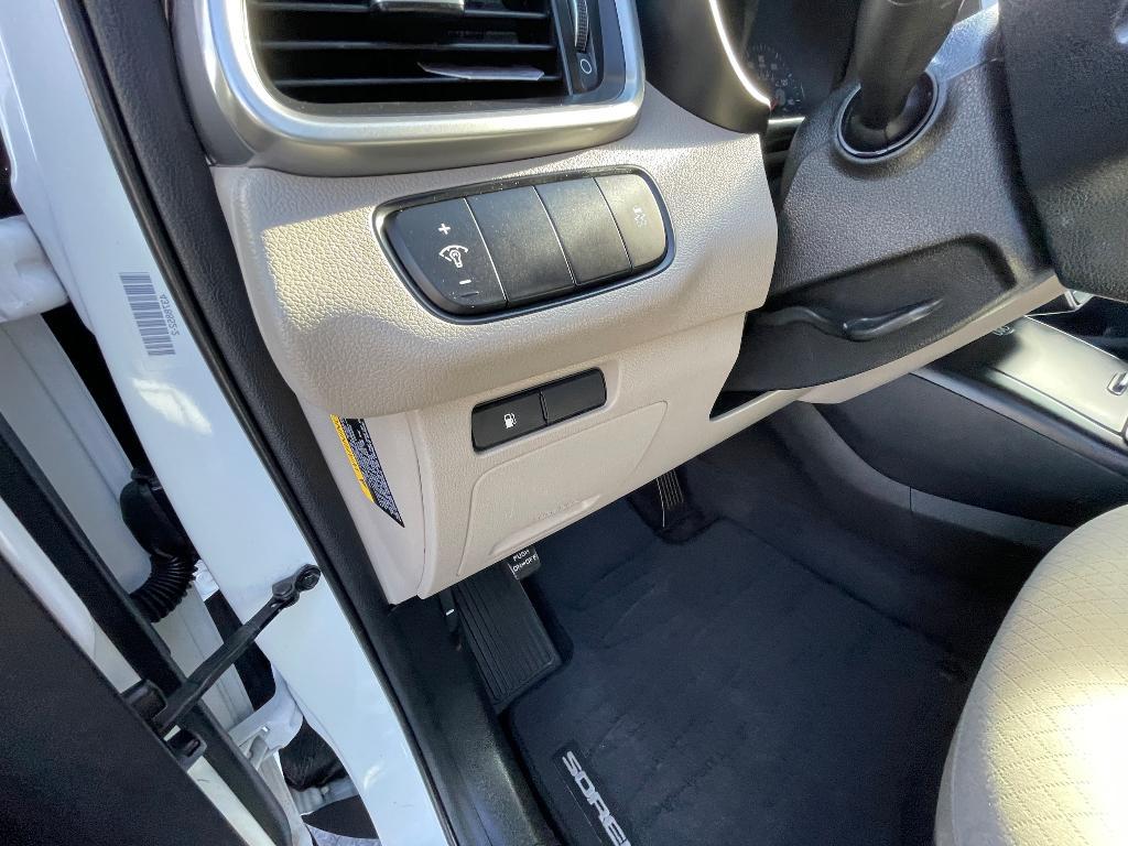 used 2016 Kia Sorento car, priced at $11,995