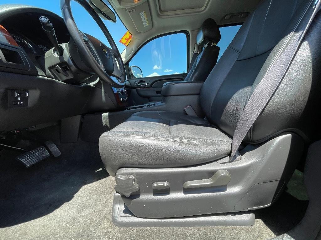 used 2013 Chevrolet Suburban car, priced at $13,495