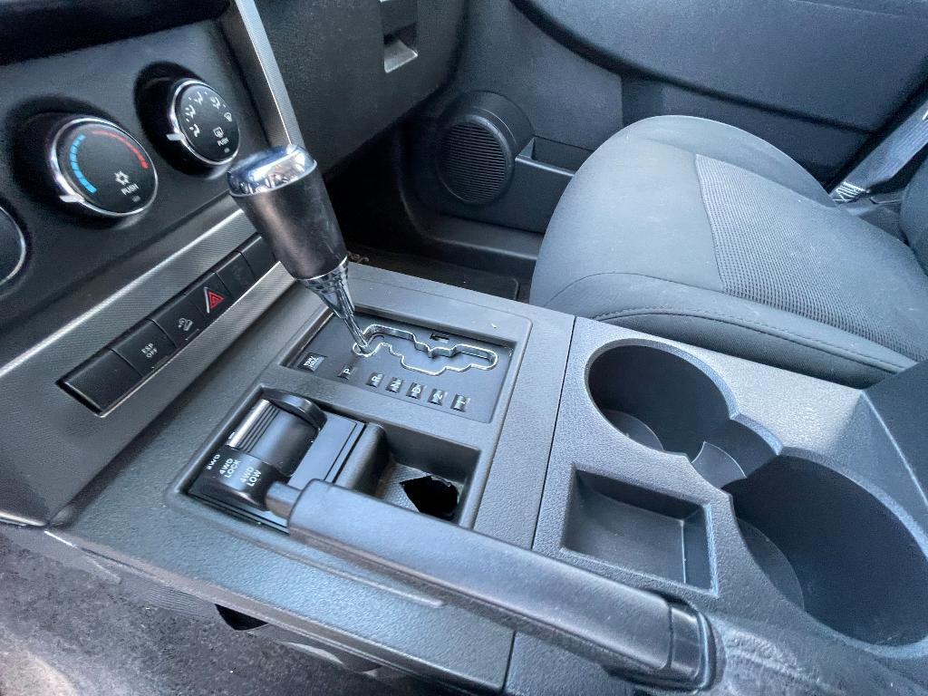 used 2009 Jeep Liberty car, priced at $7,495