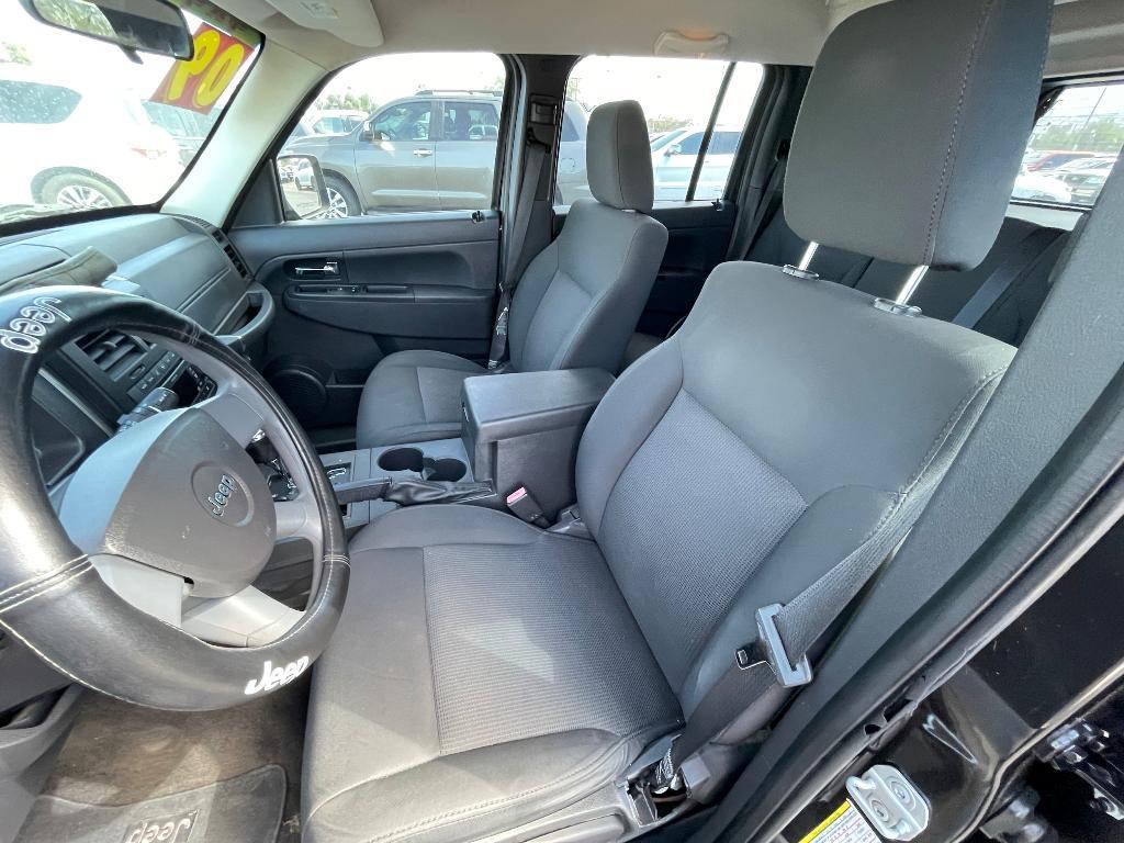 used 2009 Jeep Liberty car, priced at $7,495