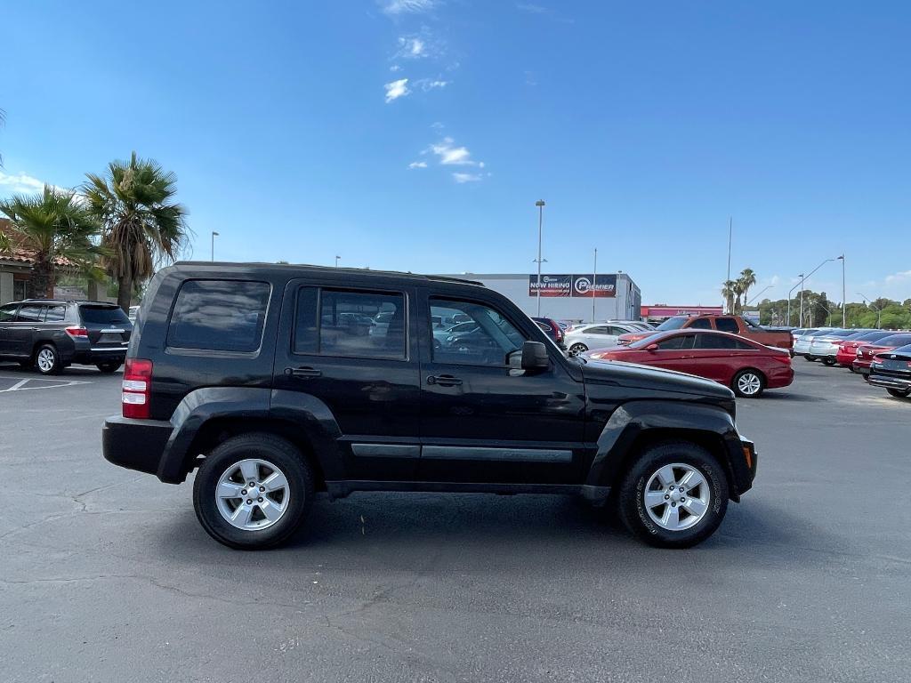 used 2009 Jeep Liberty car, priced at $7,495