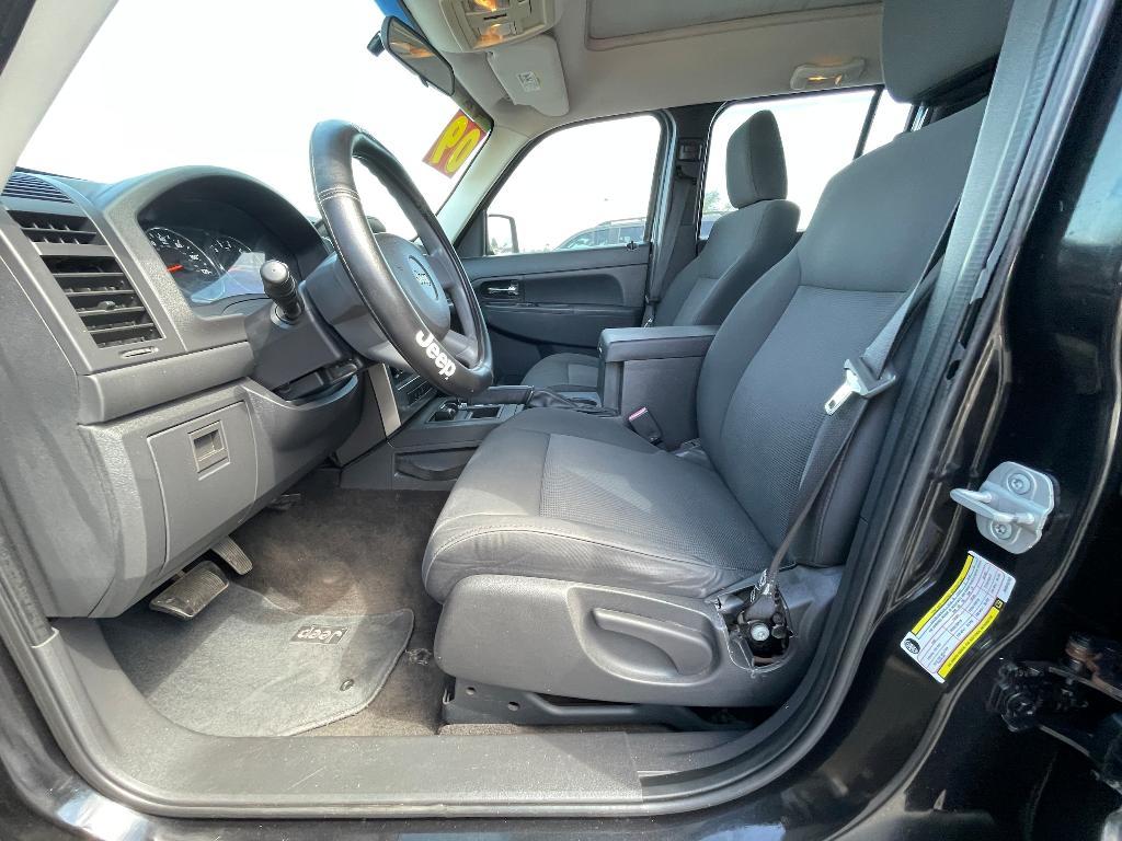 used 2009 Jeep Liberty car, priced at $7,495