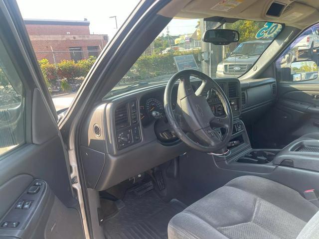 used 2005 Chevrolet Silverado 2500 car, priced at $14,995