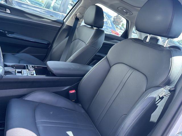used 2025 Kia K5 car, priced at $31,832