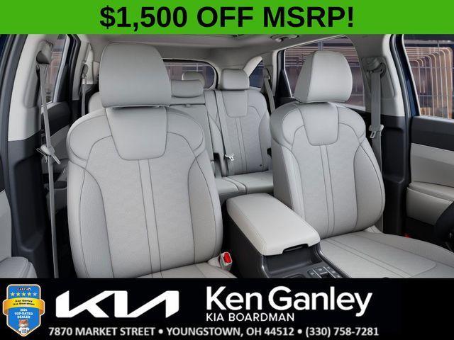 new 2025 Kia Sorento car, priced at $38,045