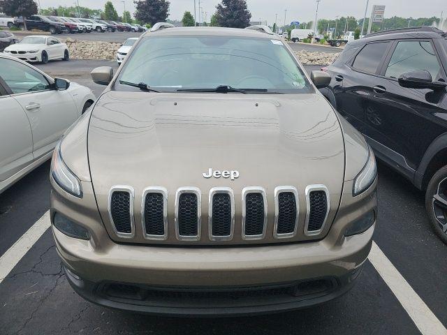 used 2016 Jeep Cherokee car, priced at $12,433
