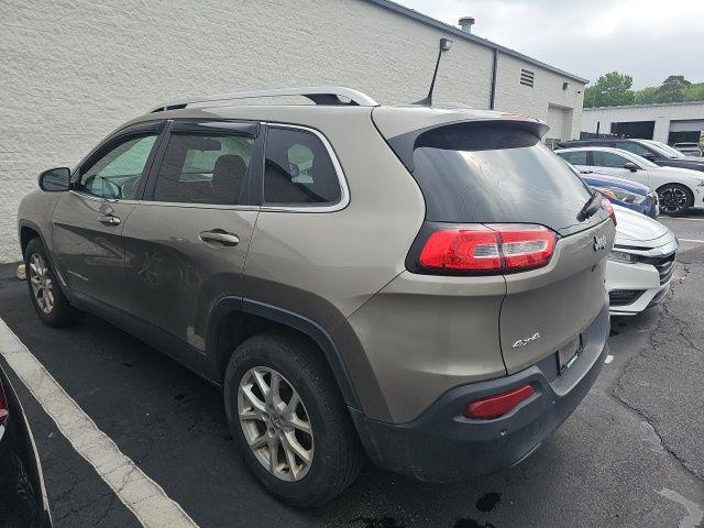used 2016 Jeep Cherokee car, priced at $12,433