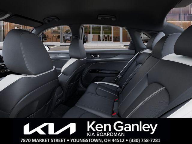 new 2025 Kia K5 car, priced at $30,045