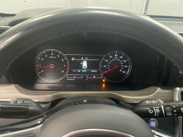 used 2022 Kia Sorento car, priced at $30,274