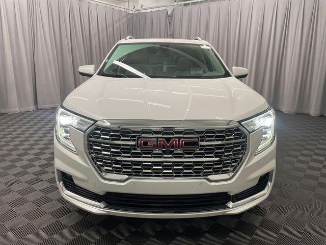 used 2022 GMC Terrain car, priced at $28,234