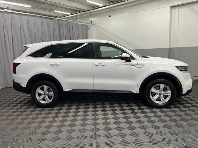 used 2022 Kia Sorento car, priced at $23,916