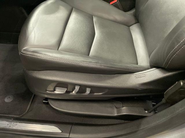 used 2023 Cadillac XT5 car, priced at $32,885