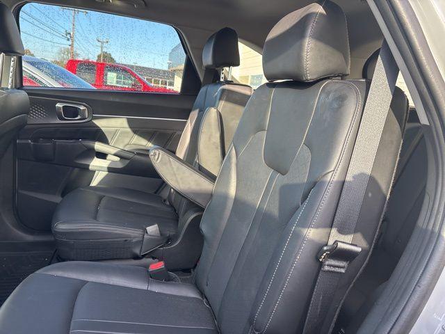 used 2022 Kia Sorento car, priced at $32,806
