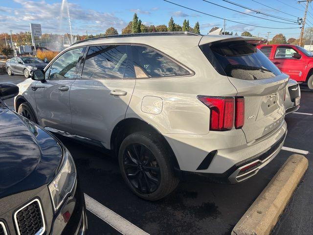 used 2022 Kia Sorento car, priced at $32,806