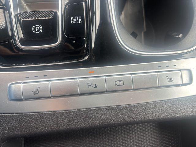 used 2024 Kia Carnival car, priced at $38,157