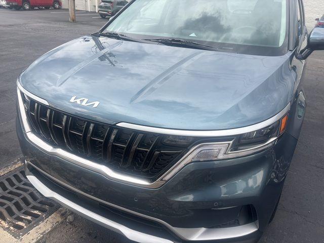 used 2024 Kia Carnival car, priced at $38,157