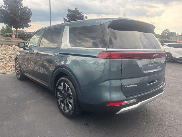 used 2024 Kia Carnival car, priced at $38,157
