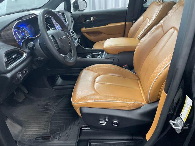 used 2022 Chrysler Pacifica car, priced at $35,854
