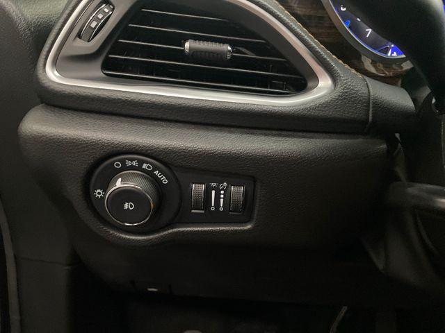 used 2022 Chrysler Pacifica car, priced at $35,854
