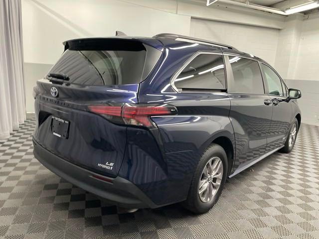 used 2021 Toyota Sienna car, priced at $33,009