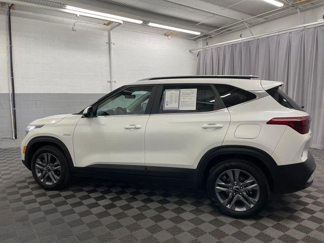 used 2023 Kia Seltos car, priced at $22,999