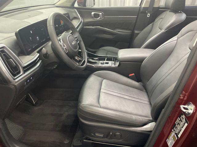 used 2024 Kia Sorento car, priced at $39,377