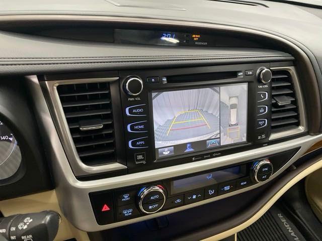 used 2019 Toyota Highlander Hybrid car, priced at $32,600