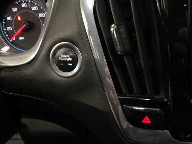 used 2022 Chevrolet Traverse car, priced at $25,325