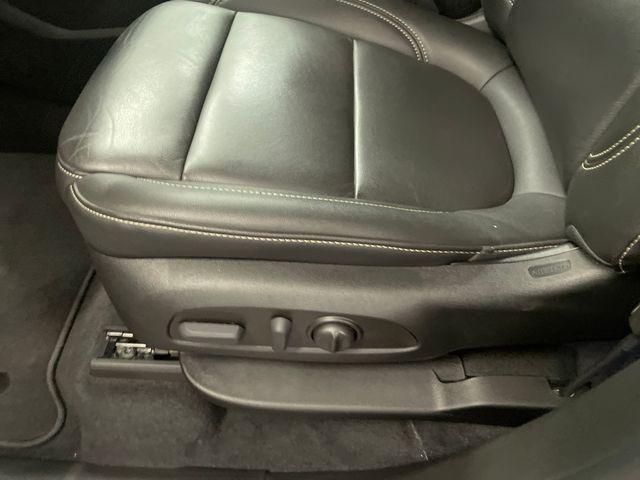 used 2023 Chevrolet Traverse car, priced at $34,860