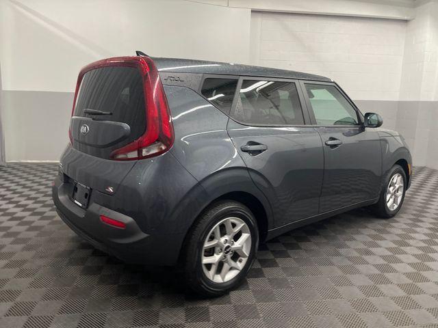 used 2022 Kia Soul car, priced at $17,999