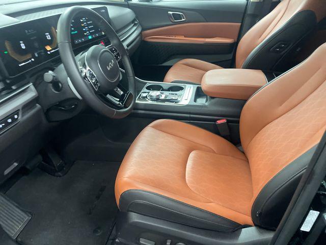 used 2025 Kia Carnival Hybrid car, priced at $42,398