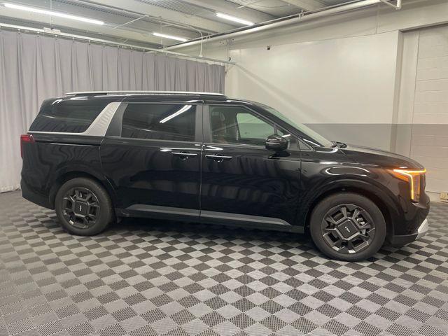 used 2025 Kia Carnival Hybrid car, priced at $42,398