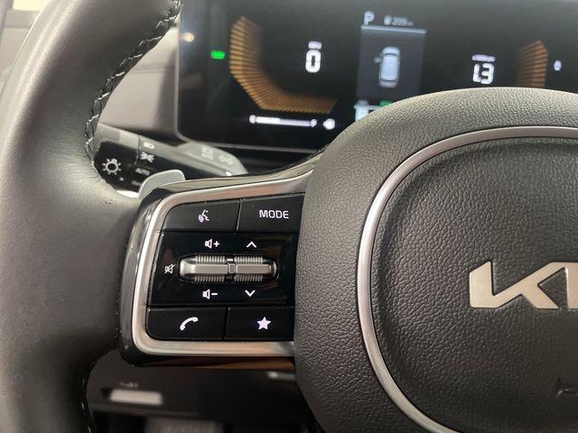used 2025 Kia Carnival Hybrid car, priced at $42,398