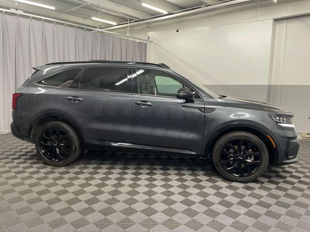 used 2022 Kia Sorento car, priced at $31,587