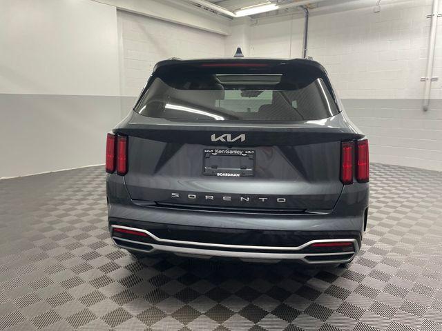 used 2022 Kia Sorento car, priced at $31,587