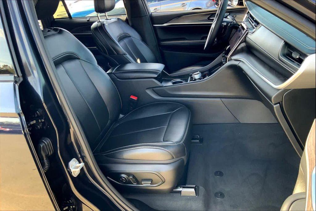 used 2024 Jeep Grand Cherokee 4xe car, priced at $32,990