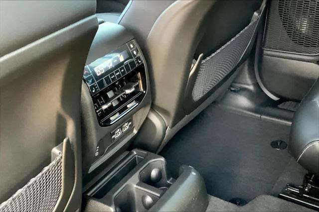 new 2025 Jeep Grand Cherokee L car, priced at $59,235