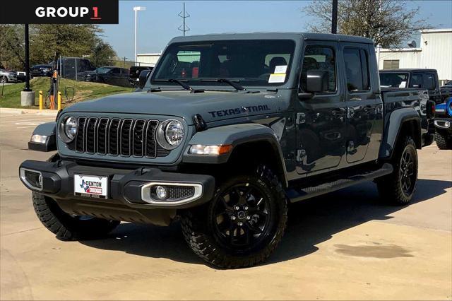 new 2025 Jeep Gladiator car, priced at $50,450